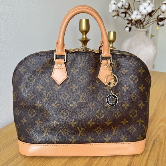 ✅AUTHENTIC✅LOUIS VUITTON ALMA PM - Picture 4 of 16